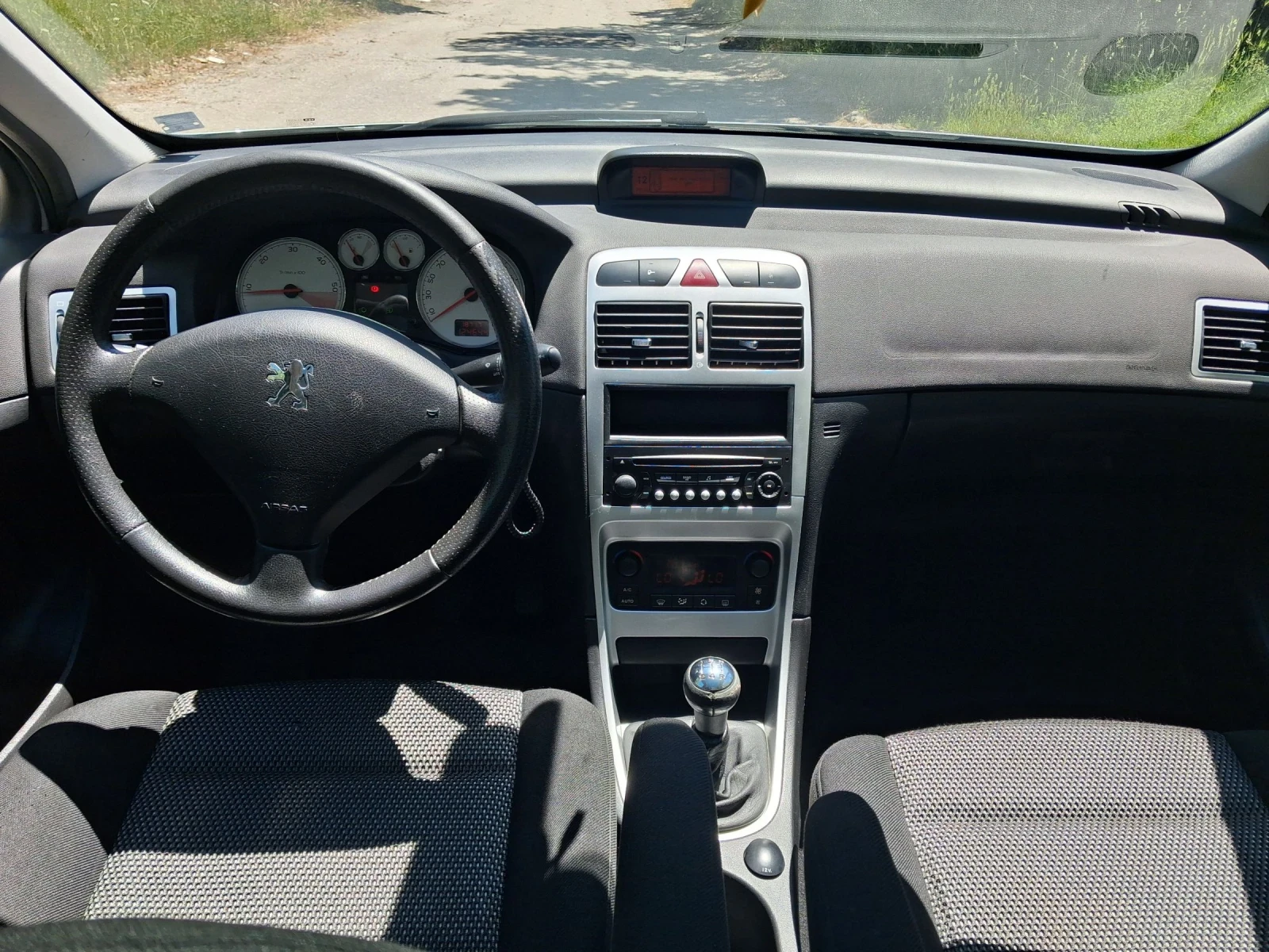 Peugeot 307 1.6HDI 109 SW OXYGO 6+ 1 124.648КМ FACELIFT ПАНОРА, снимка 8 - Автомобили и джипове - 54846012