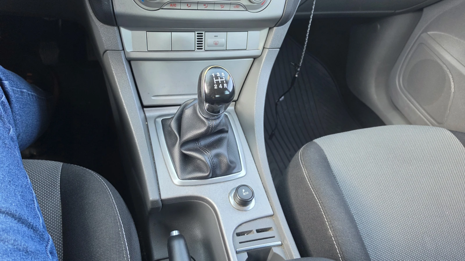 Ford Focus, снимка 13 - Автомобили и джипове - 54871058