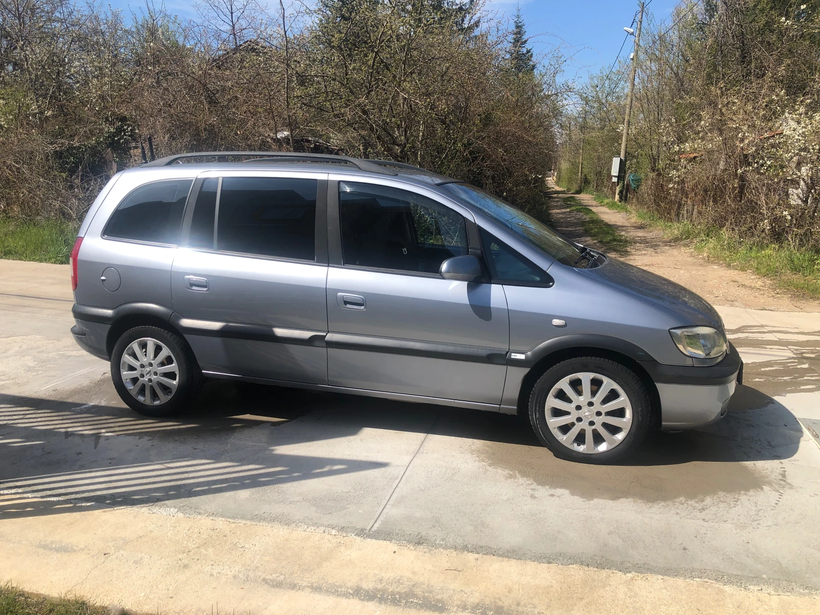 Opel Zafira, снимка 2 - Автомобили и джипове - 54989163