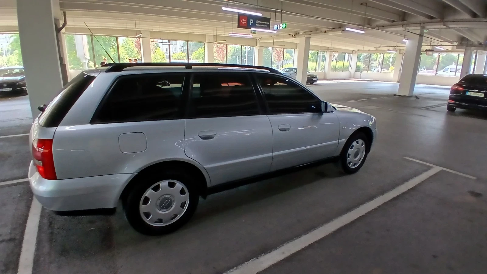 Audi A4 1.8T ГАЗ-БЕНЗИН  # КЛИМАТРОН#, снимка 6 - Автомобили и джипове - 55077424