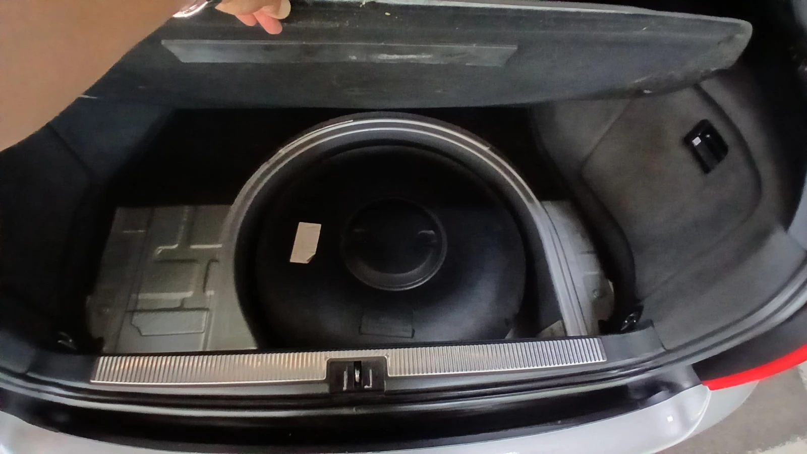 Audi A4 1.8T ГАЗ-БЕНЗИН  # КЛИМАТРОН#, снимка 8 - Автомобили и джипове - 55077424