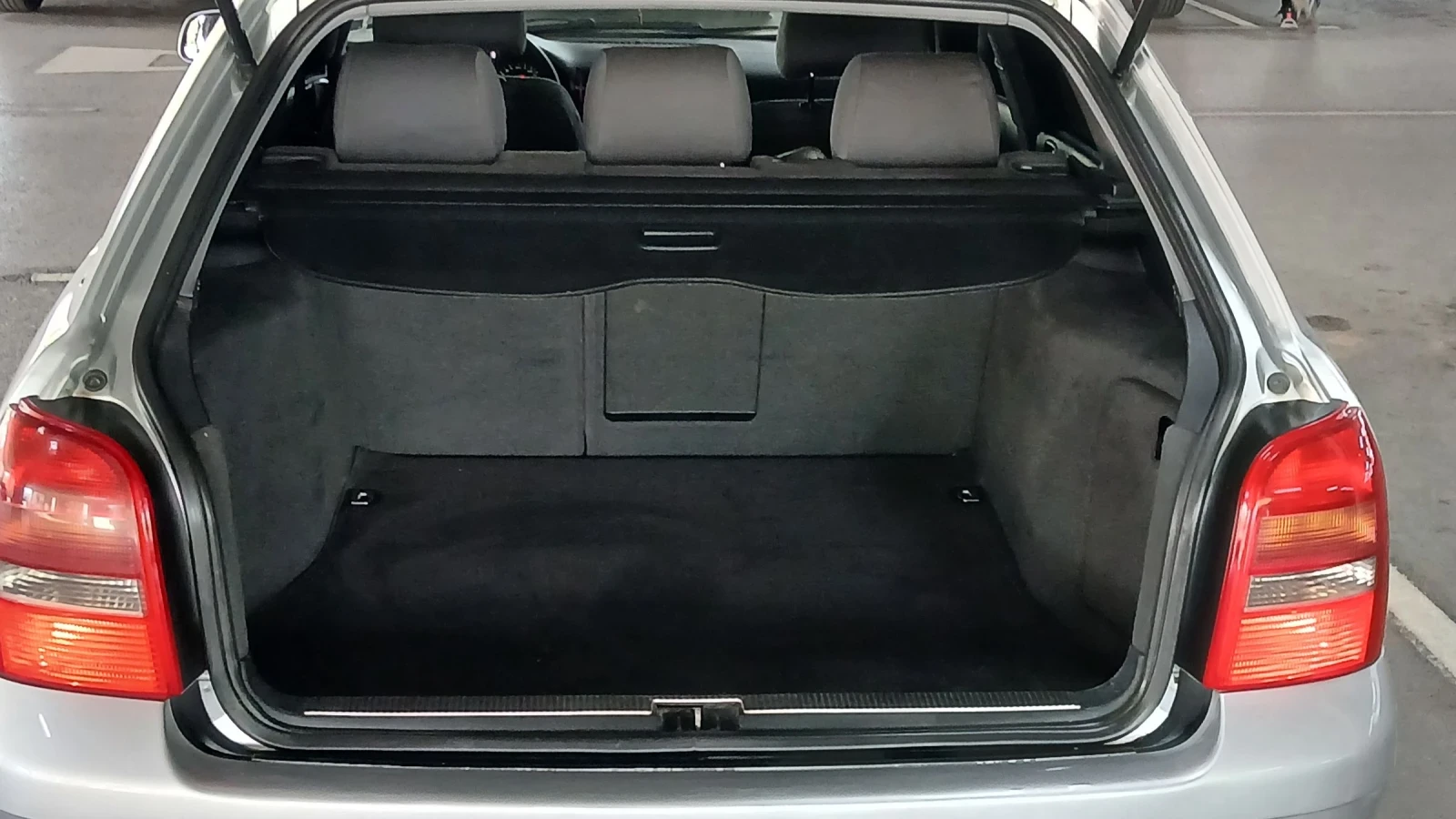 Audi A4 1.8T ГАЗ-БЕНЗИН  # КЛИМАТРОН#, снимка 7 - Автомобили и джипове - 55077424