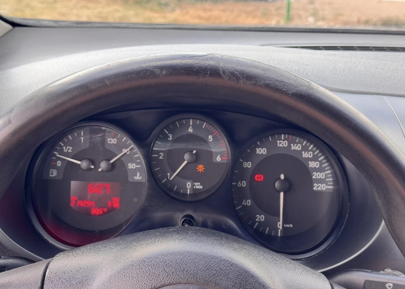 Seat Leon 1.9 TDI / 105ps, снимка 7 - Автомобили и джипове - 55193904