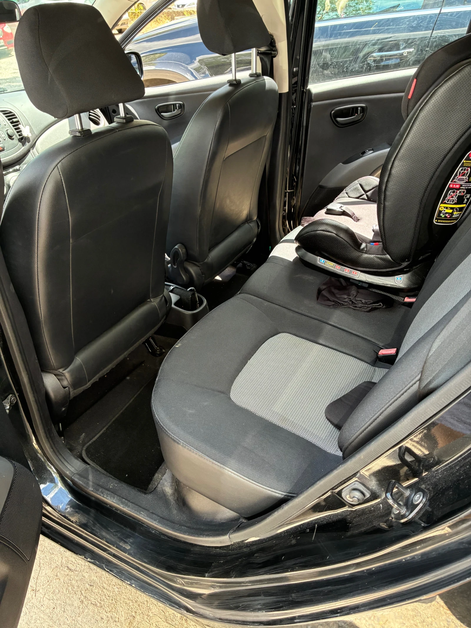 Hyundai I10 Edition plus, снимка 8 - Автомобили и джипове - 55238733