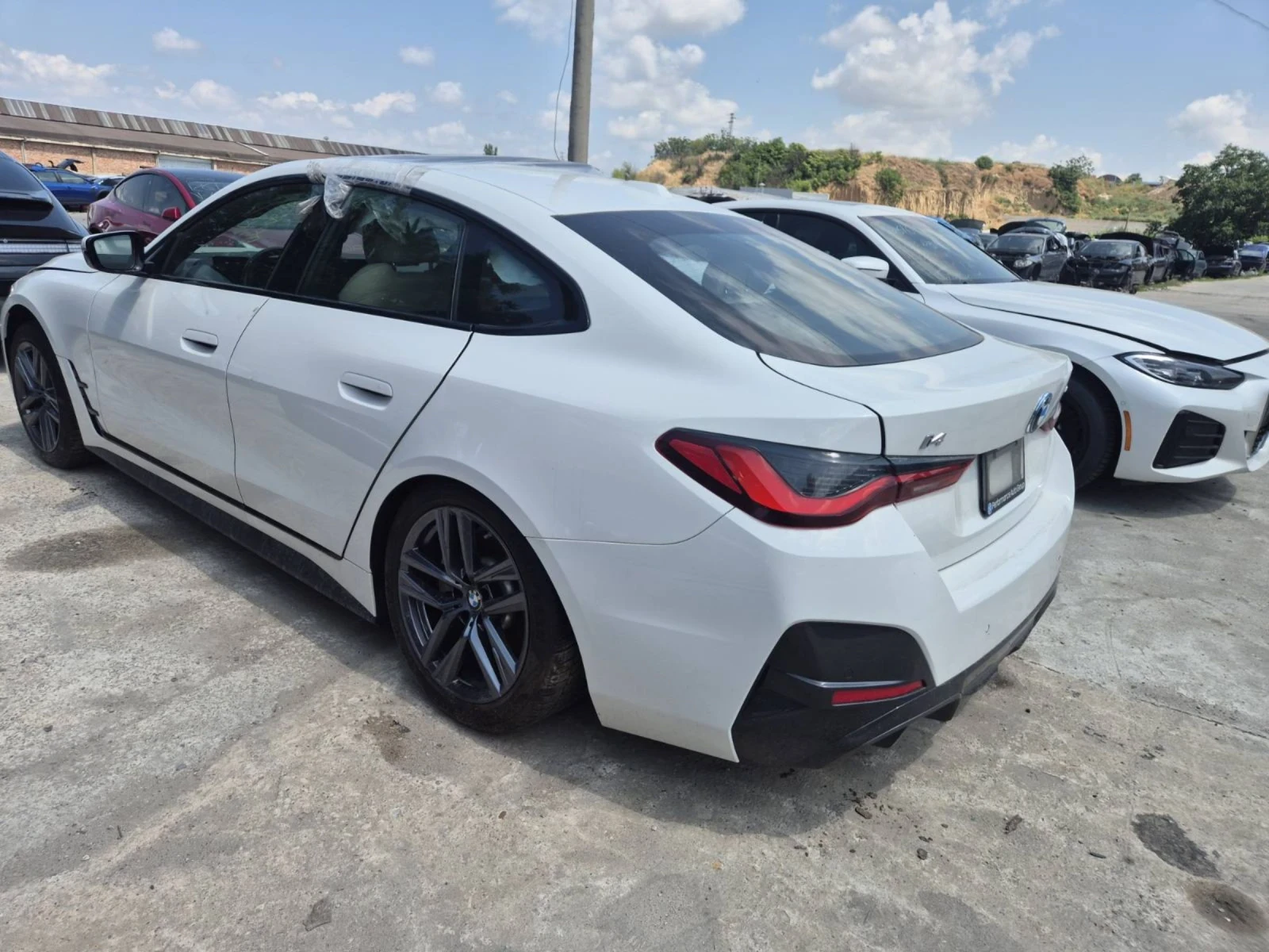 BMW i4 40, снимка 14 - Автомобили и джипове - 55387263