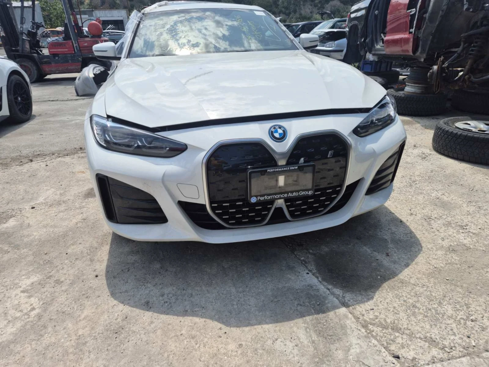 BMW i4 40