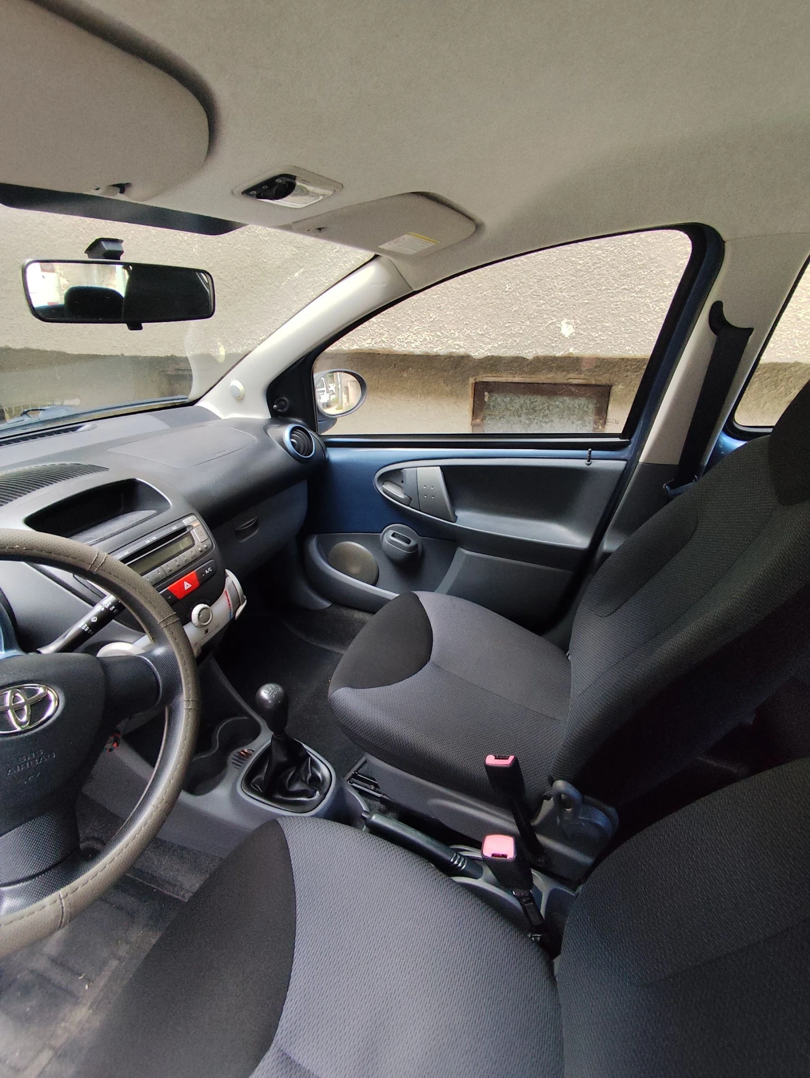 Toyota Aygo 88000 КМ!!!!, снимка 13 - Автомобили и джипове - 55638871
