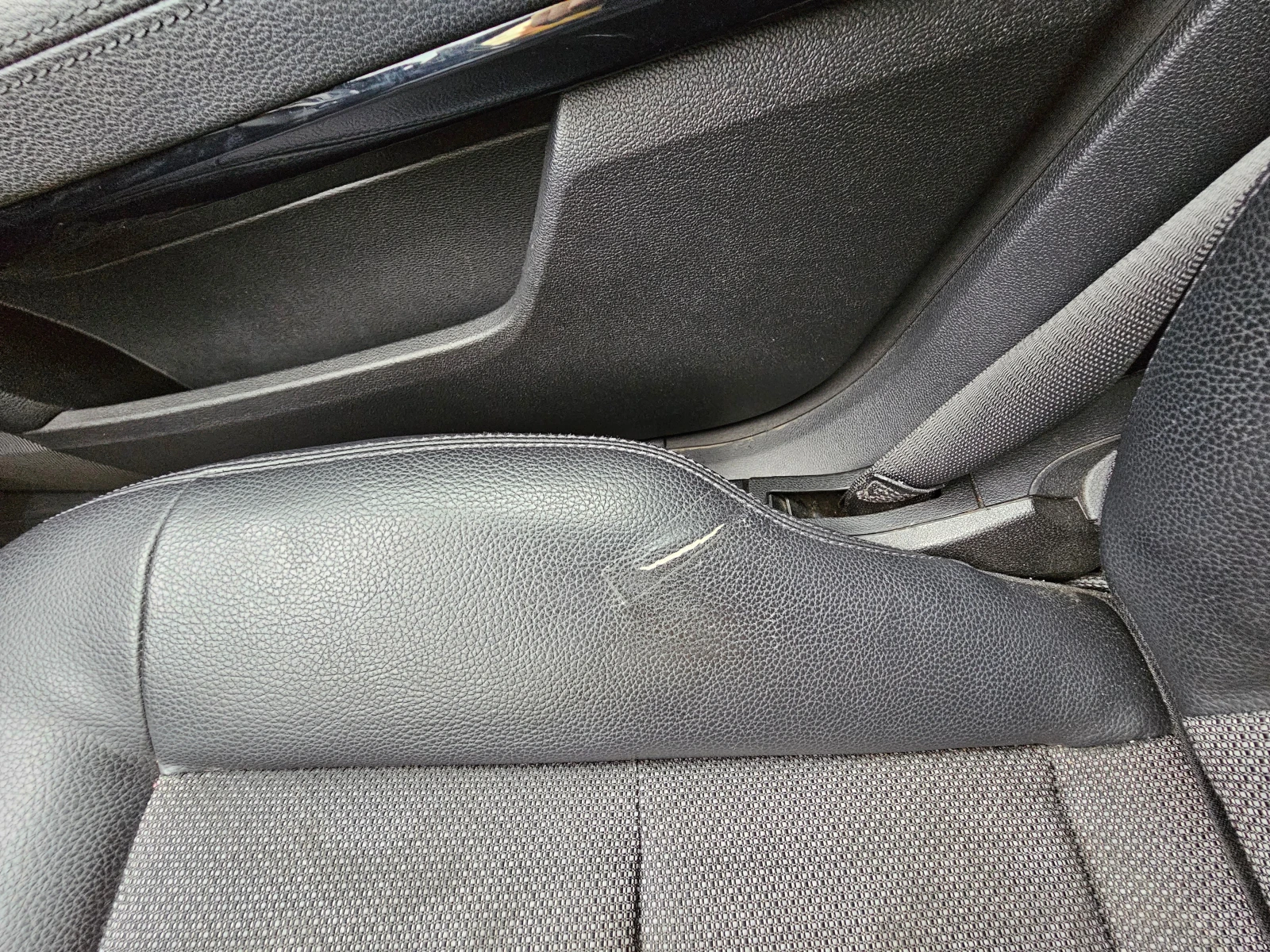 Mercedes-Benz E 220 2, 2, снимка 11 - Автомобили и джипове - 56081065
