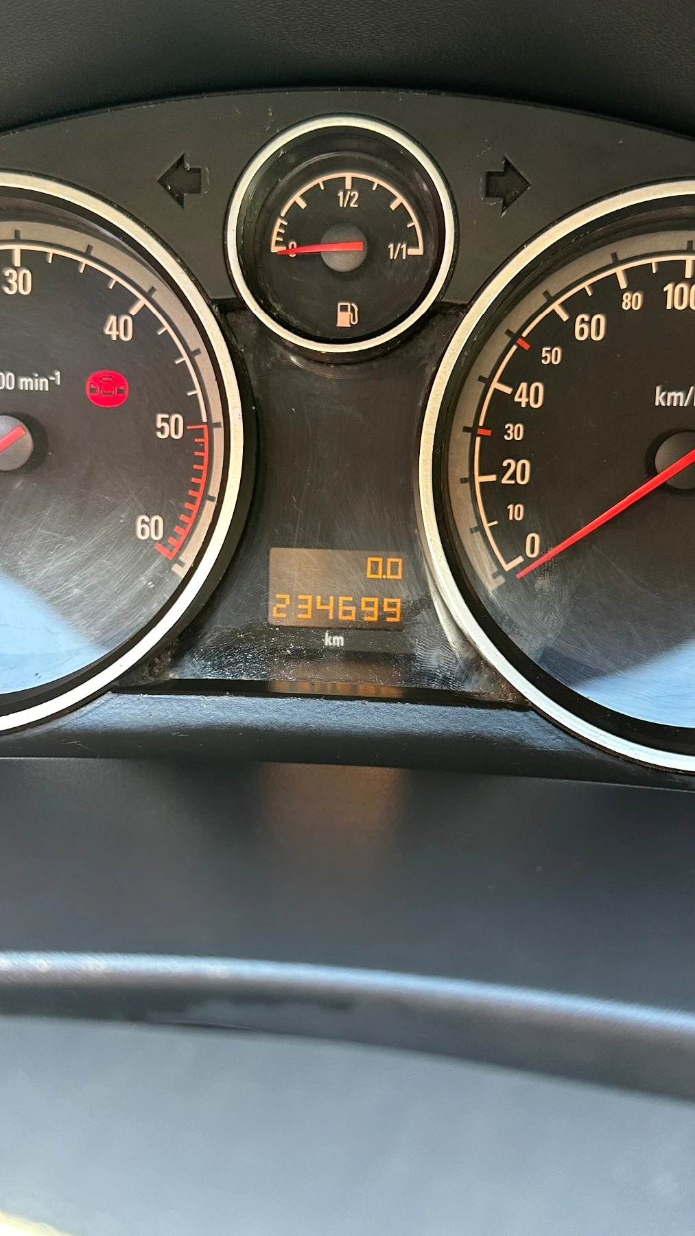 Opel Astra 1.9 CDTI 150 HP, снимка 9 - Автомобили и джипове - 56338310