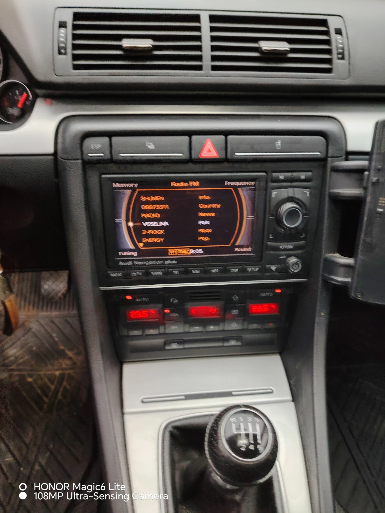 Audi A4 С лайн пакет, снимка 3 - Автомобили и джипове - 56526667