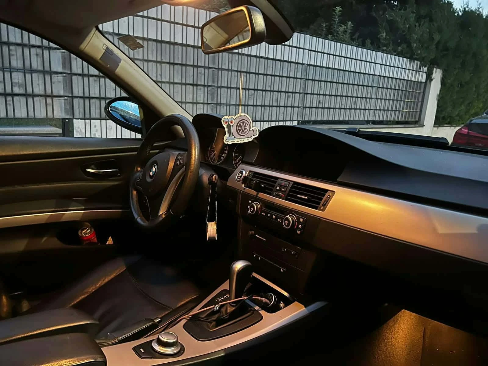 BMW 320 2.0 бензин нов внос , снимка 5 - Автомобили и джипове - 56652799