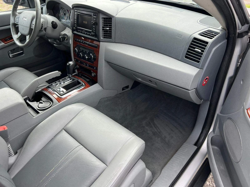 Jeep Grand cherokee Wk1, снимка 13 - Автомобили и джипове - 52823063