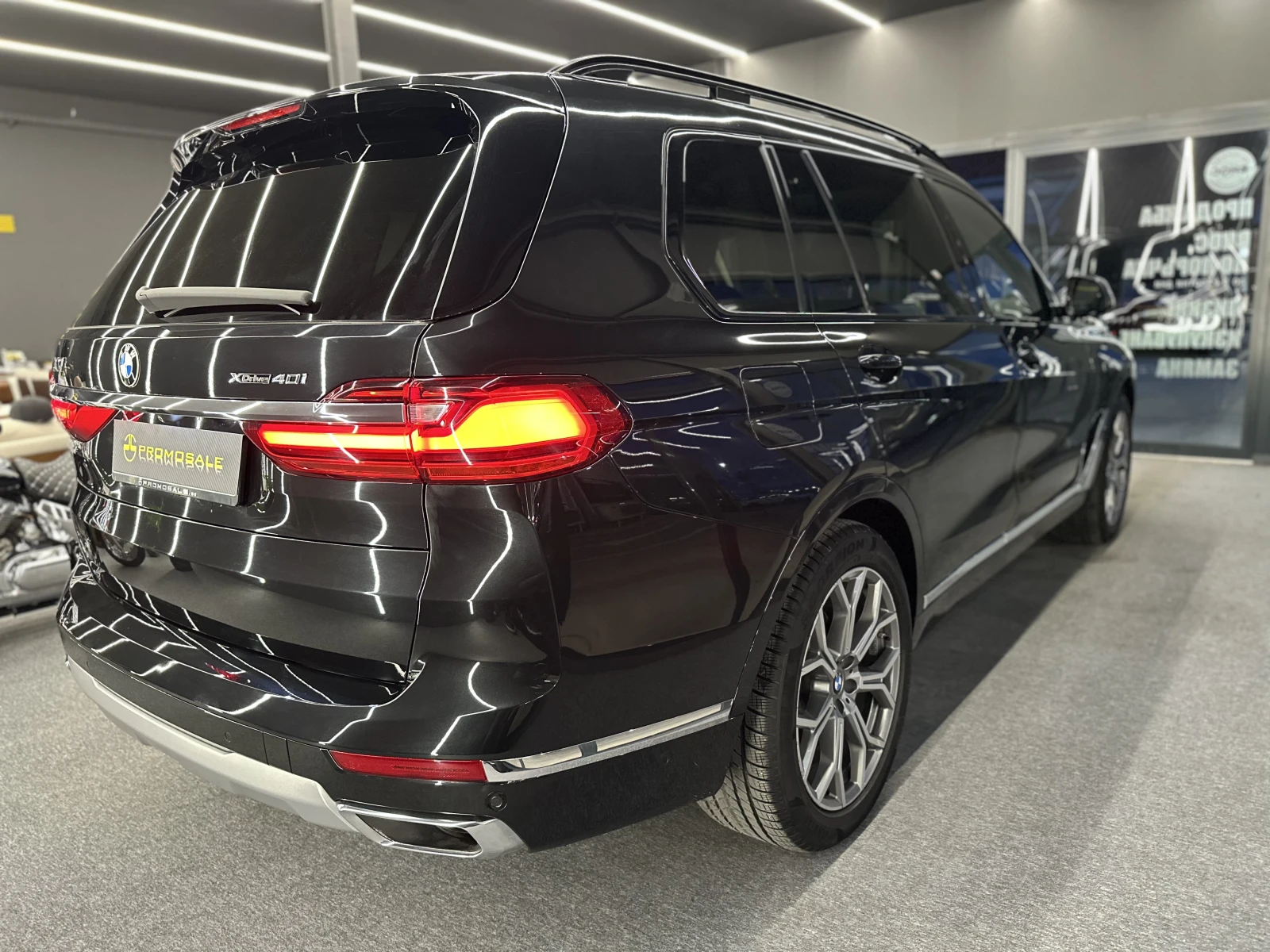 BMW X7 xDrive 40i  - изображение 4