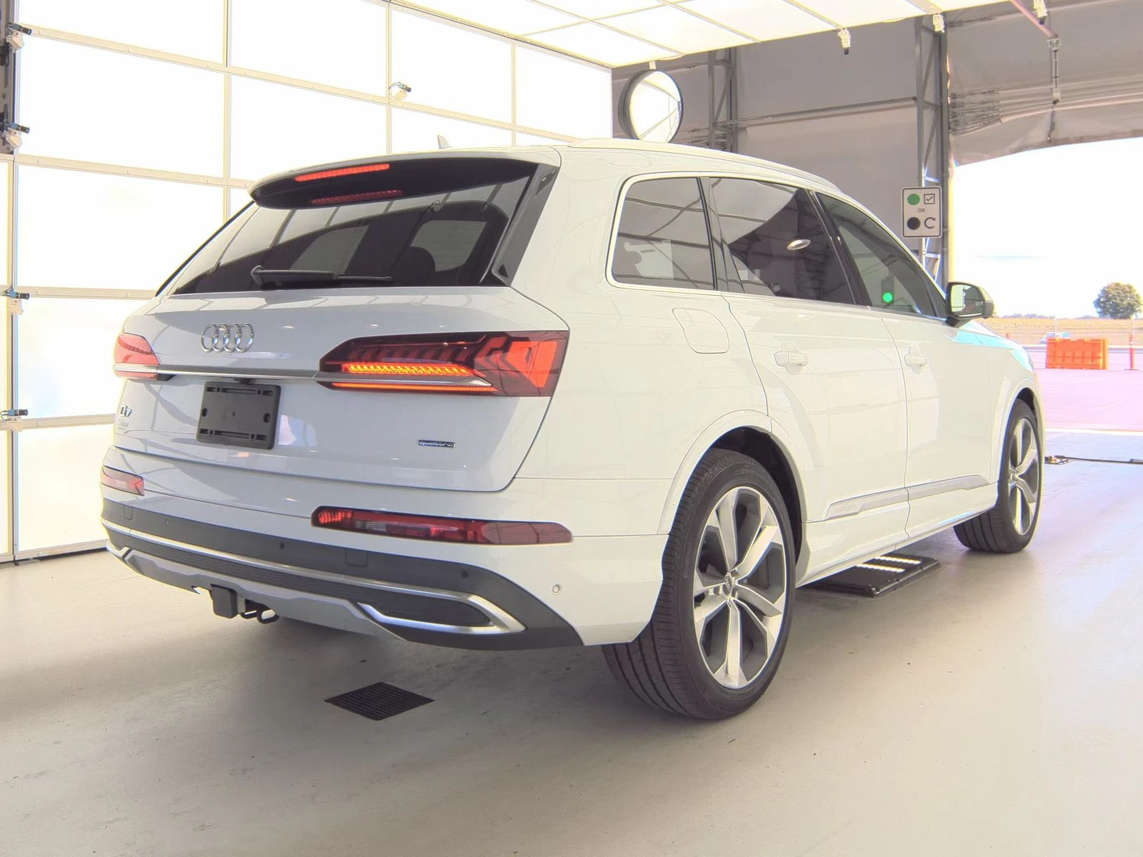 Audi Q7 PRESTIGE* MATRIX* DISTRONIK* VIRTUAL* ОБДУХ* ПАНО - изображение 5