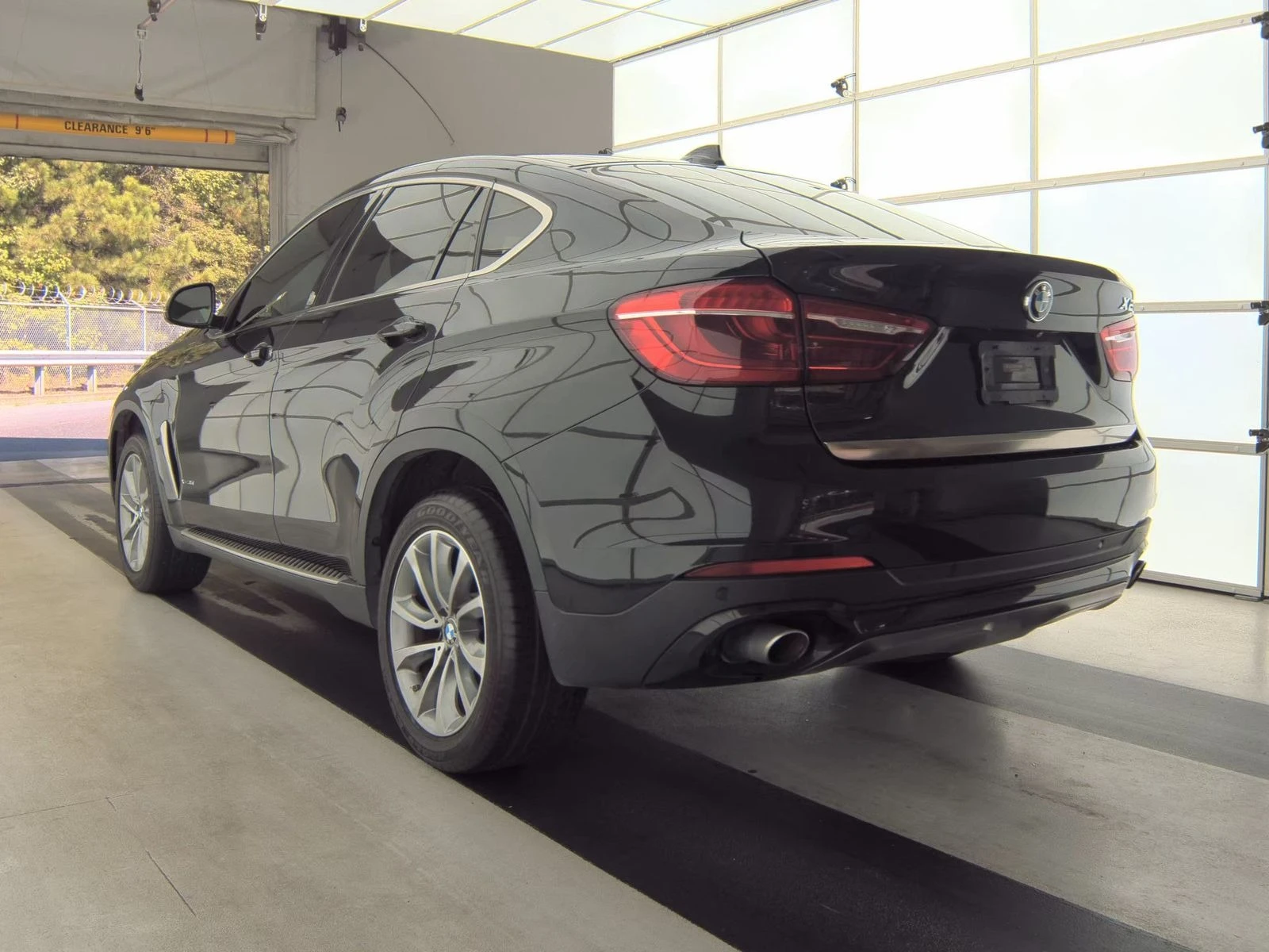 BMW X6 35I xDrive* ЦЕНА ДО БЪЛГАРИЯ* CARFAX - изображение 4
