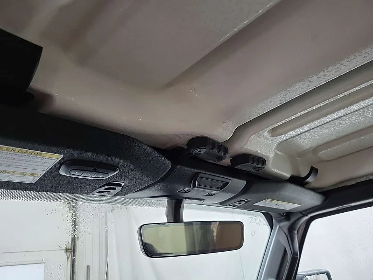 Jeep Wrangler Sahara * 2 ����� * �������� * Carfax | Mobile.bg � ����������� 12