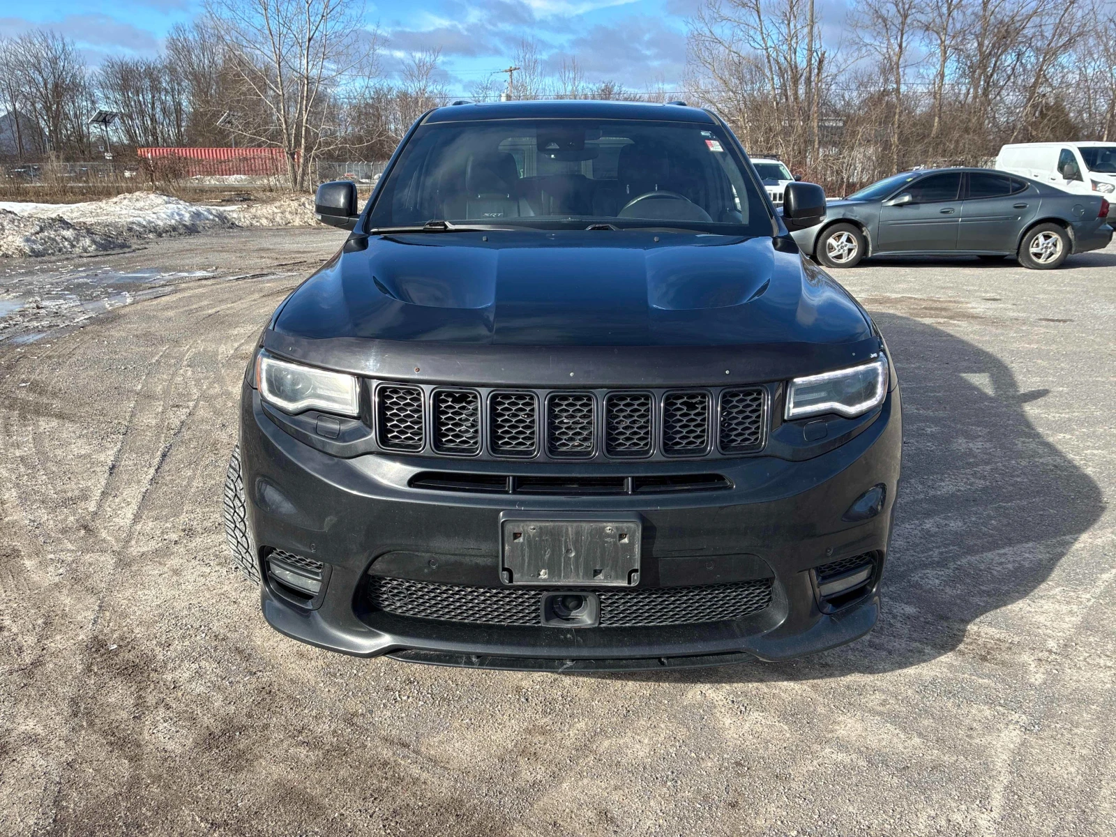 Jeep Grand cherokee SRT* 6.2* V8* 8ZF* ПОДГРЕВ* КАМЕРА* КЕЙЛЕС* LANE* , снимка 4 - Автомобили и джипове - 53829687