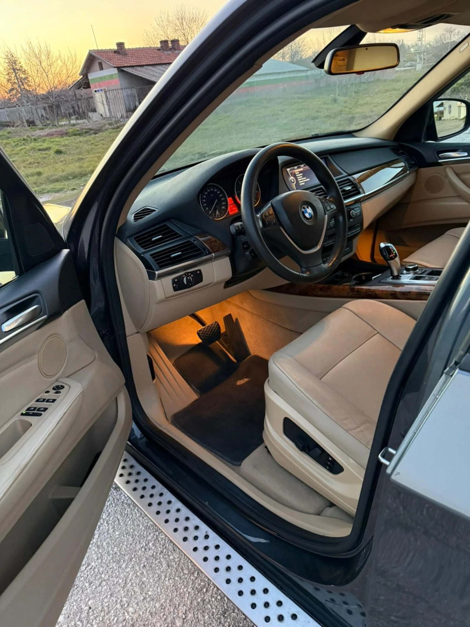 BMW X5 3.0 Xdrive, снимка 11 - Автомобили и джипове - 53887896