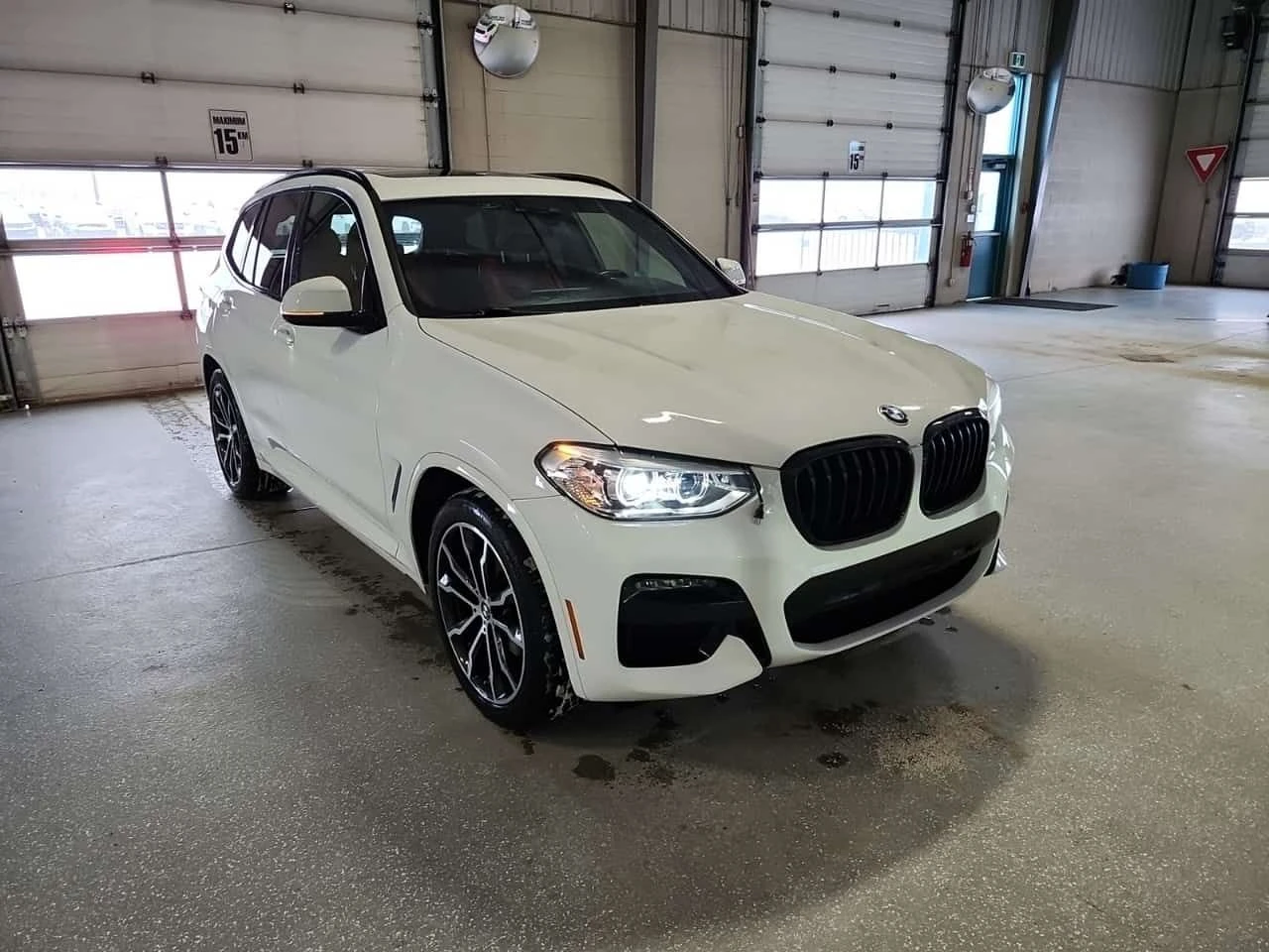 BMW X3 М ПАКЕТ/XDRIVE30I/CARFAX/2 КЛЮЧА/АМБИЕНТ/ПАНО/, снимка 2 - Автомобили и джипове - 53990859