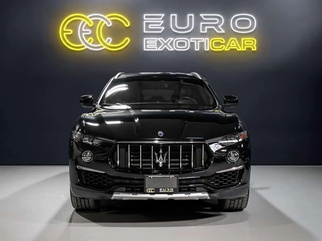 Maserati Levante * GranLusso CLEAN CARFAX All wheel Drive Sport Uti, снимка 2 - Автомобили и джипове - 54070806