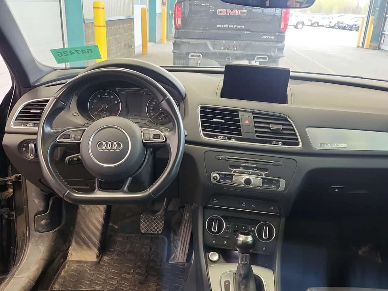 Audi Q3 PROGRESSIV| S-LINE| BLACK OPTIC| ПАНО| 2 КЛЮЧА, снимка 9 - Автомобили и джипове - 54451373