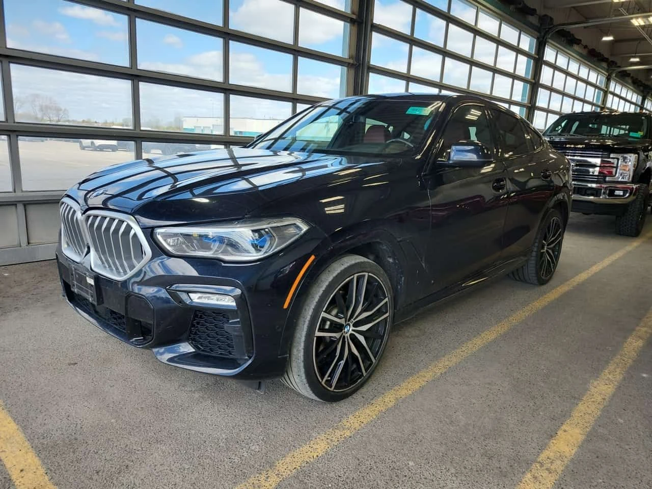 BMW X6 XDRIVE40I| DISTR| ЛАЗЕРИ| SWAROVSKI| SKY LOUNGE