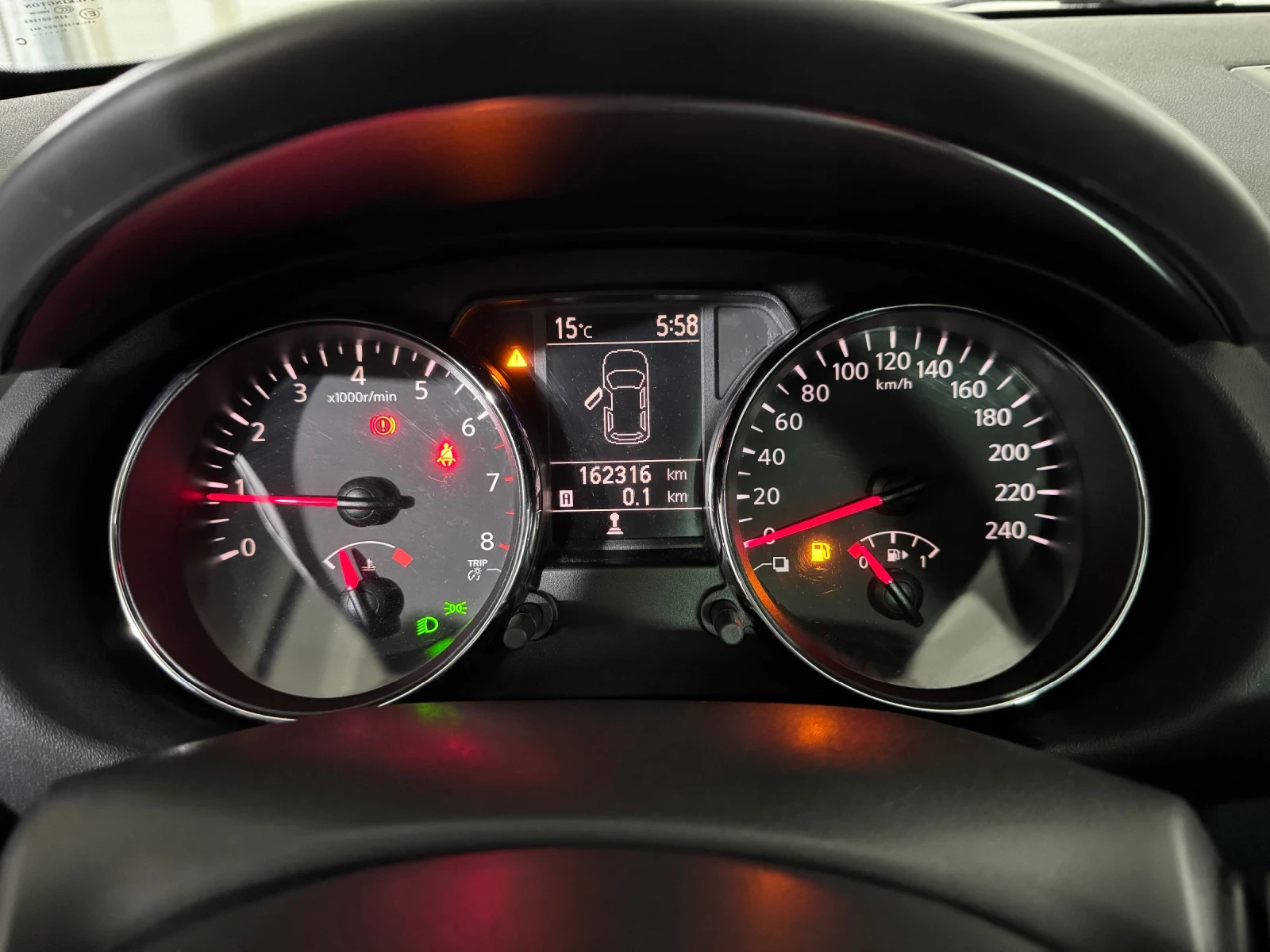 Nissan Qashqai + 2 - 2.0 i 141 h.p. - 7 местен, снимка 10 - Автомобили и джипове - 54586625