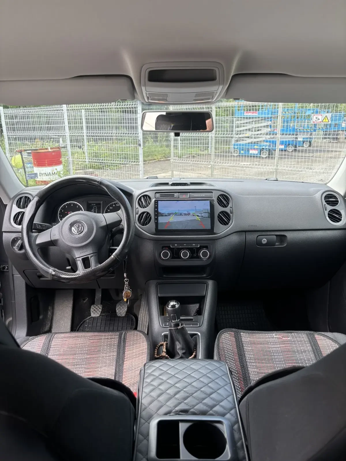 VW Tiguan Фейслифт, снимка 8 - Автомобили и джипове - 54682701