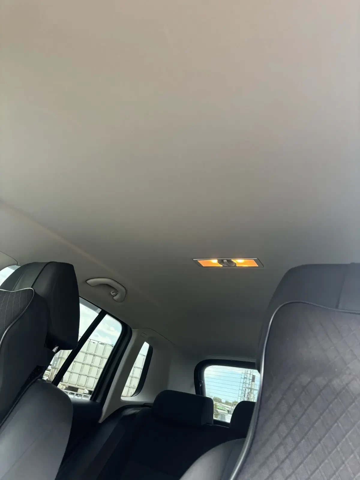 VW Tiguan Фейслифт, снимка 12 - Автомобили и джипове - 54682701