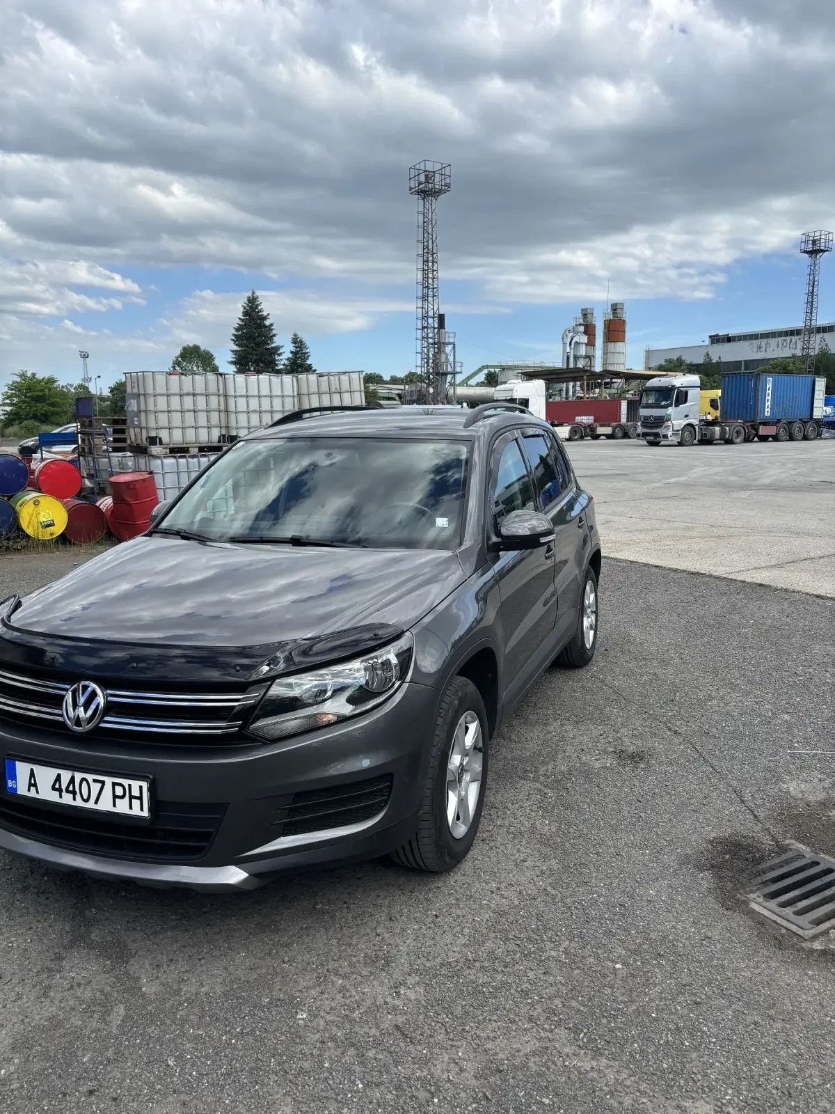 VW Tiguan Фейслифт, снимка 5 - Автомобили и джипове - 54682701