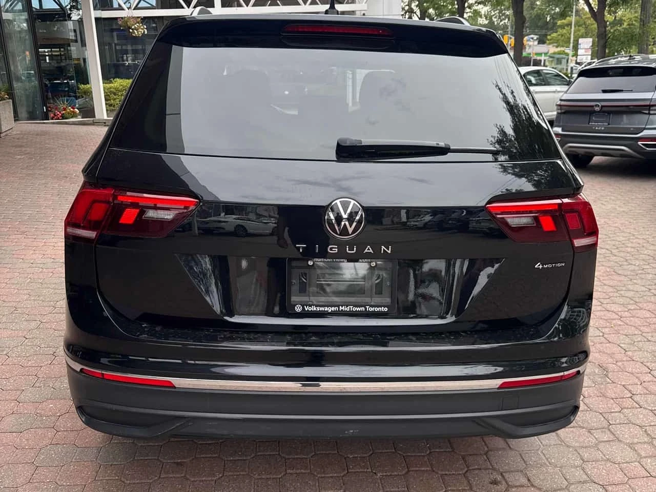 VW Tiguan * Comfortline * CARFAX * БЕЗ ПЪРВОНАЧАЛНА ВНОСКА, снимка 4 - Автомобили и джипове - 55797771