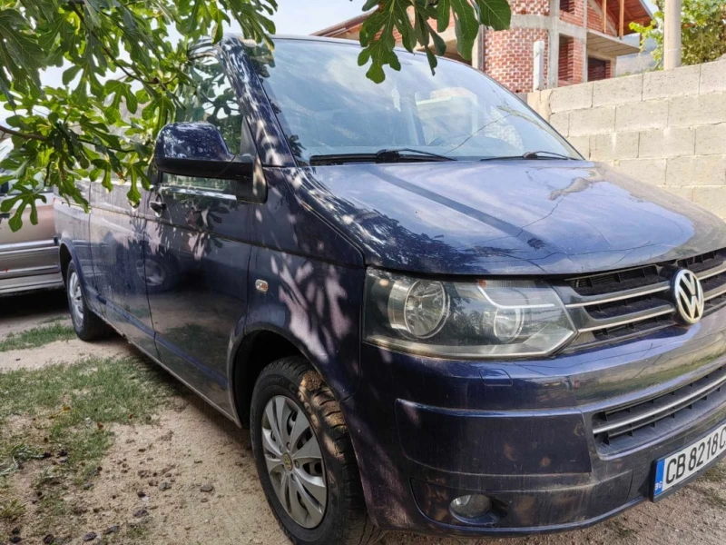 VW Caravelle, снимка 2 - Бусове и автобуси - 47936727