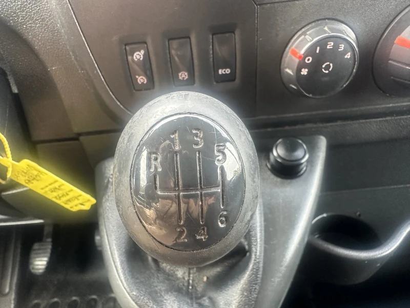 Renault Master, снимка 15 - Бусове и автобуси - 51863197