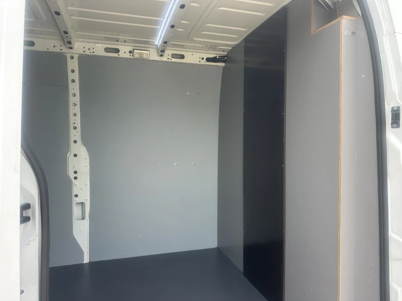 Renault Master, снимка 12 - Бусове и автобуси - 51863197