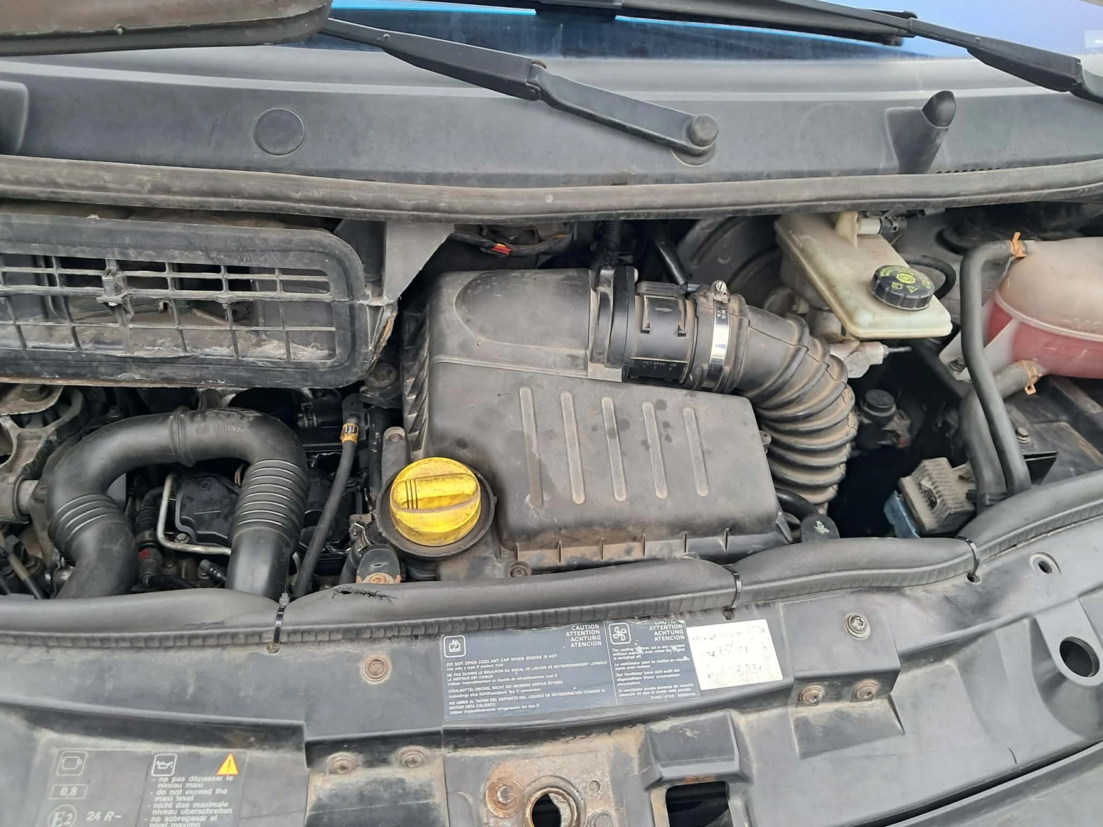 Opel Vivaro, снимка 7 - Бусове и автобуси - 54490199