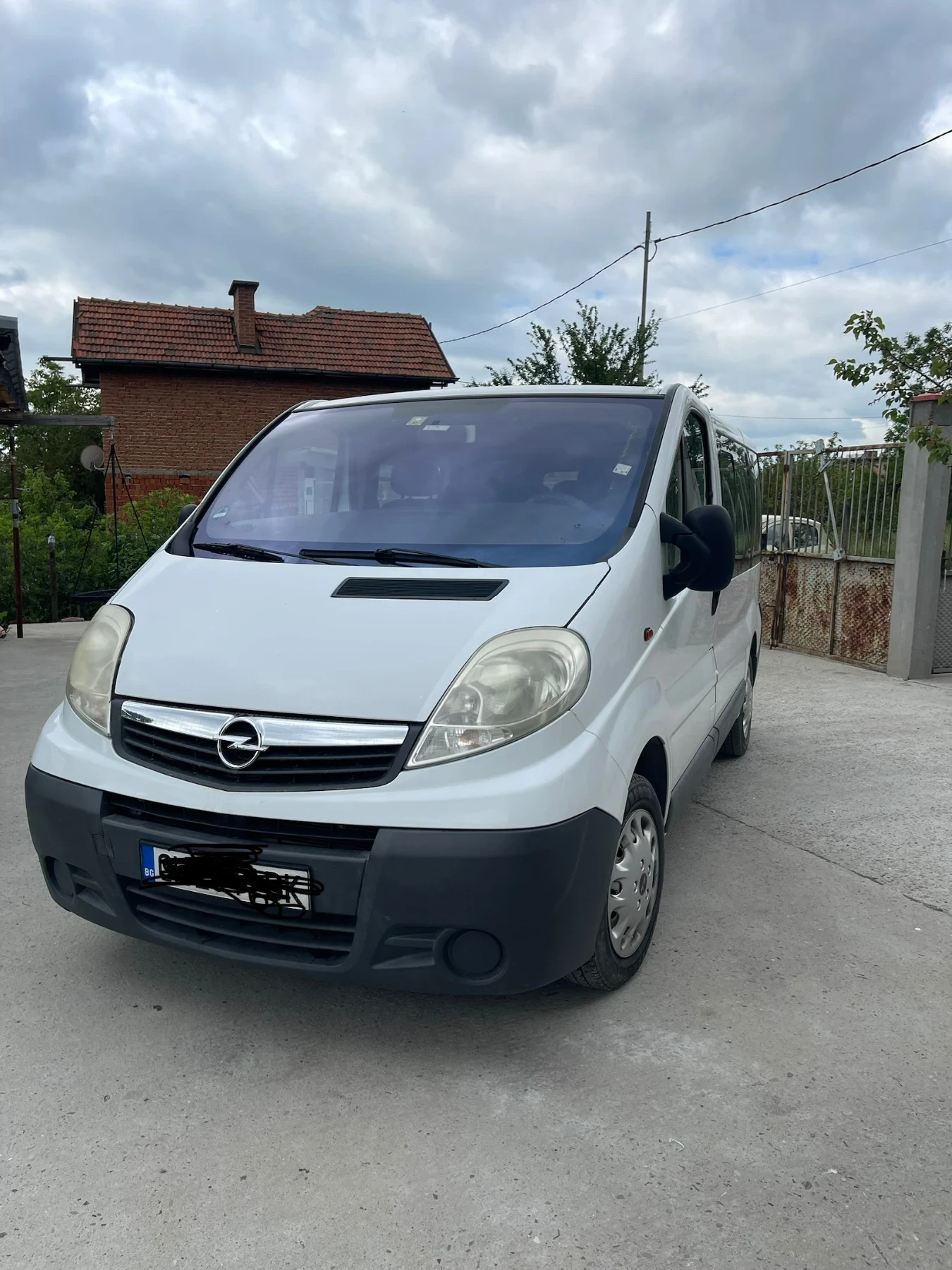 Opel Vivaro, снимка 3 - Бусове и автобуси - 54490199