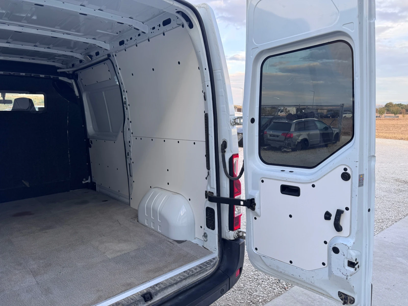 Opel Movano EVRO 6 B, снимка 15 - Бусове и автобуси - 56440637