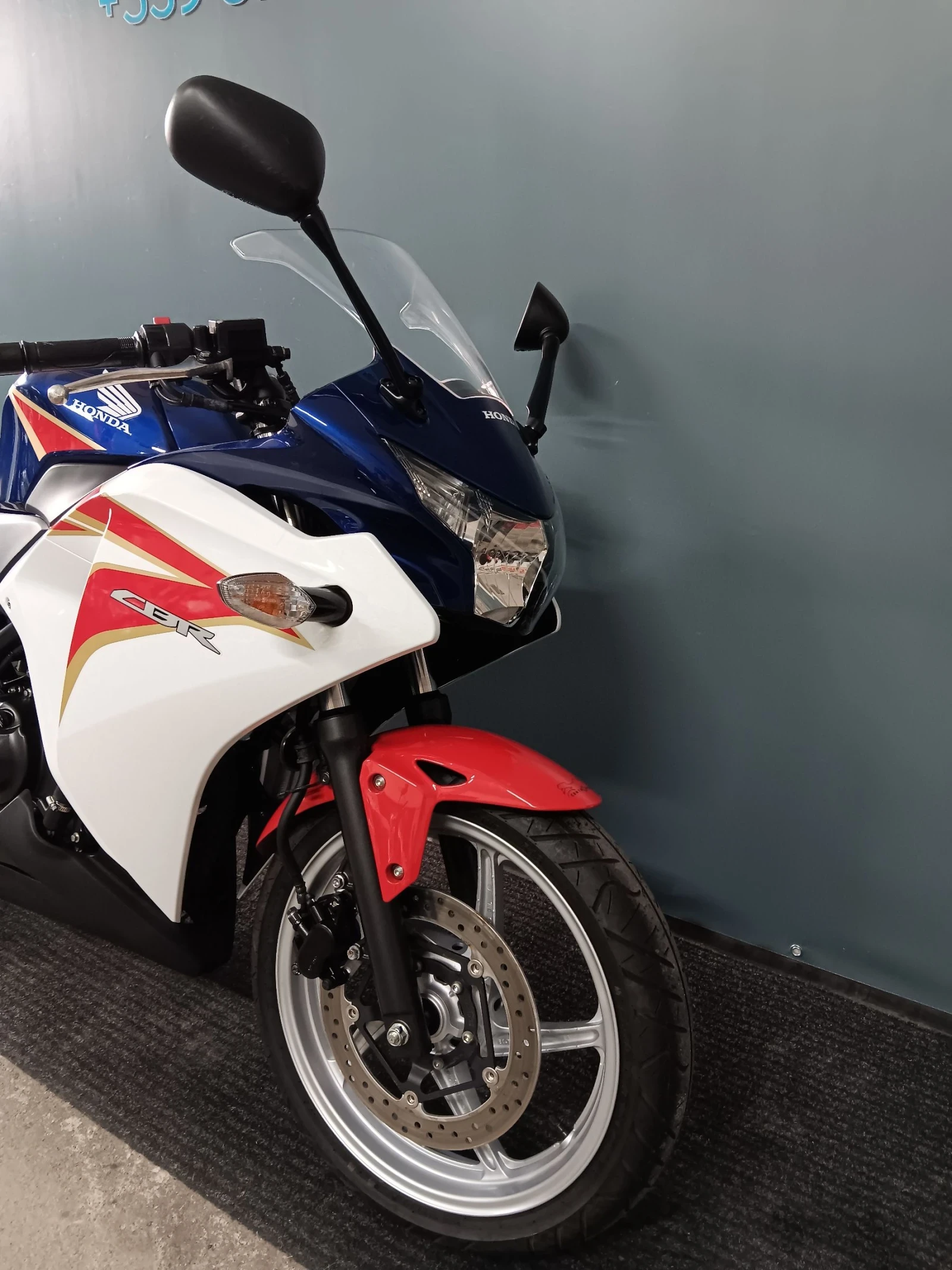 Honda Cbr 250R 1320km НОВ!!! - изображение 3