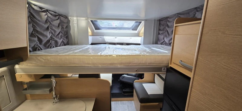 Кемпер Giottiline Siena 390 , снимка 12 - Каравани и кемпери - 51203874