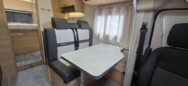 Кемпер Giottiline Siena 390 , снимка 9 - Каравани и кемпери - 51203874