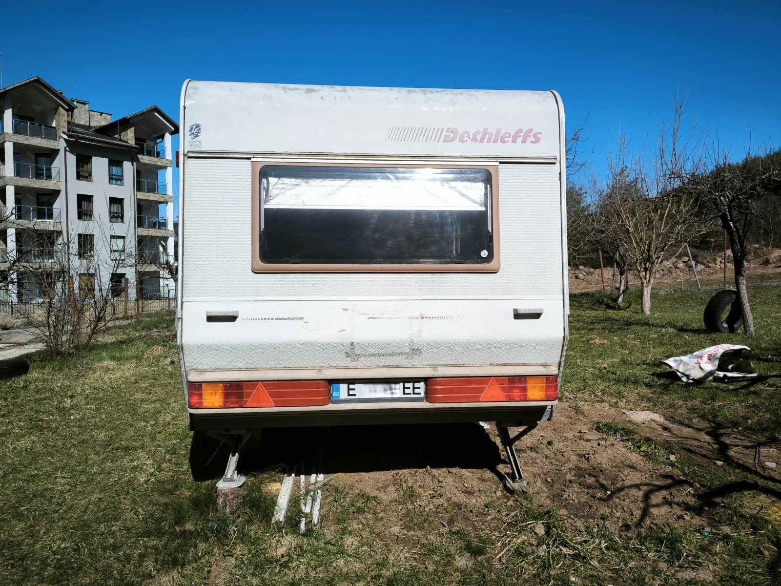 Каравана Dethleffs RM5 , снимка 3 - Каравани и кемпери - 54156869