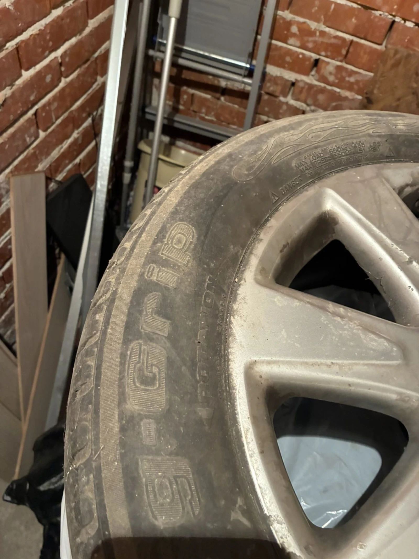���� � ������ 255/55R16 | Mobile.bg � ����������� 3