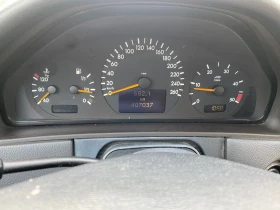 Mercedes-Benz E 220 2 БРОЯ, снимка 8