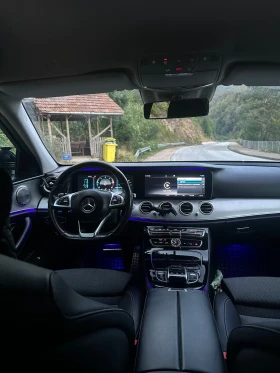 Mercedes-Benz E 220, снимка 6