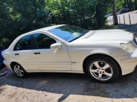 Обява за продажба на Mercedes-Benz C 240 4х4 ~5 000 лв. - изображение 1