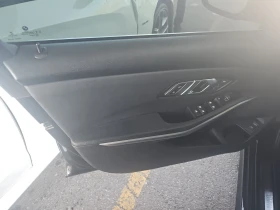 BMW 330 i | ДВА КЛЮЧА | ШИБЕДАХ | BLIND SPOT | , снимка 9