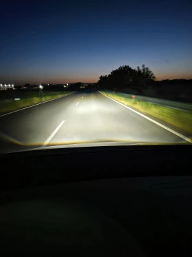 VW Touran 2.0TDi | Mobile.bg � ����� ������ 8