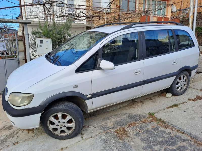 Opel Zafira, снимка 3 - Автомобили и джипове - 45987679