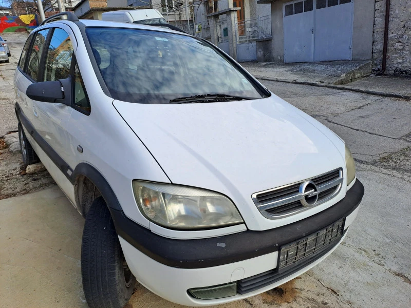 Opel Zafira, снимка 5 - Автомобили и джипове - 45987679