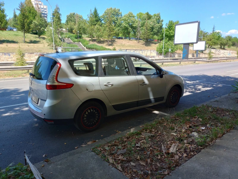 Renault Grand scenic 1.9vdci, снимка 2 - Автомобили и джипове - 46900849